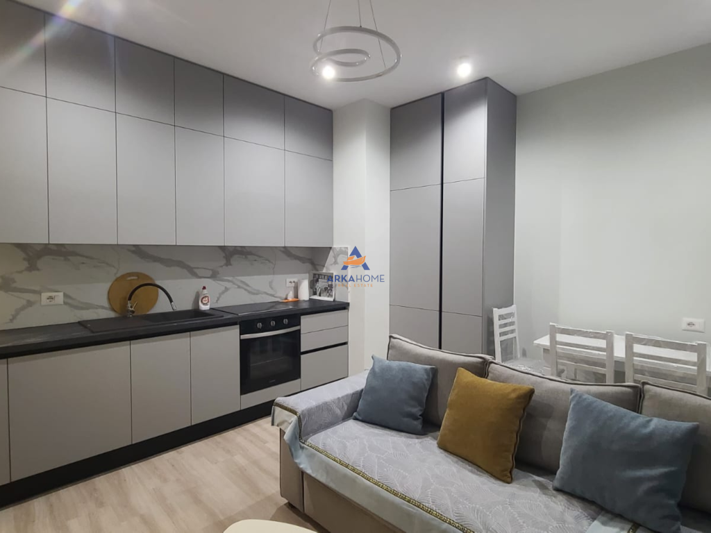 APARTMENT FOR RENT 1+1+BALCONY "SELVIA, RIZA CEROVA STREET" 750 EURO (PARKING INCLUDED).