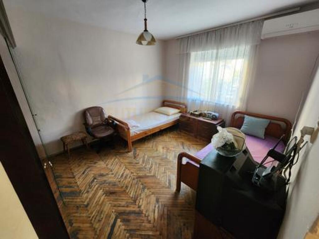 Shitet, Apartament 3+1, Shkolla Baletit, Tiranë