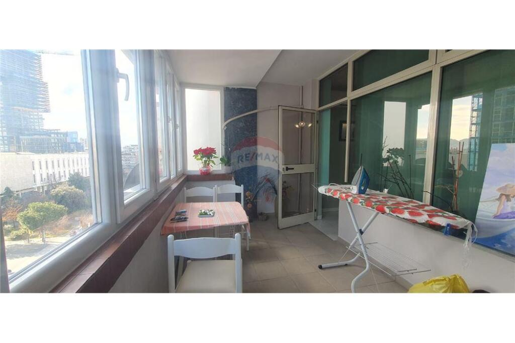 Appartamento 1+1 Piazza Skënderbej