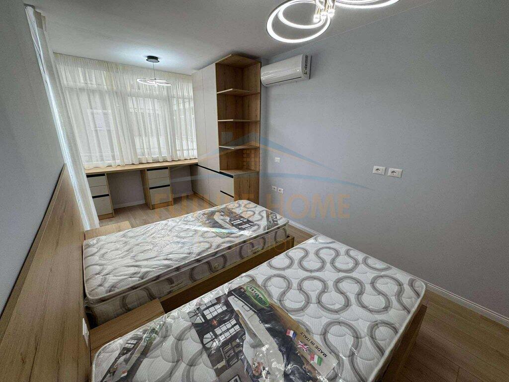 Shitet apartament 2+1+depo Myslym Shyri