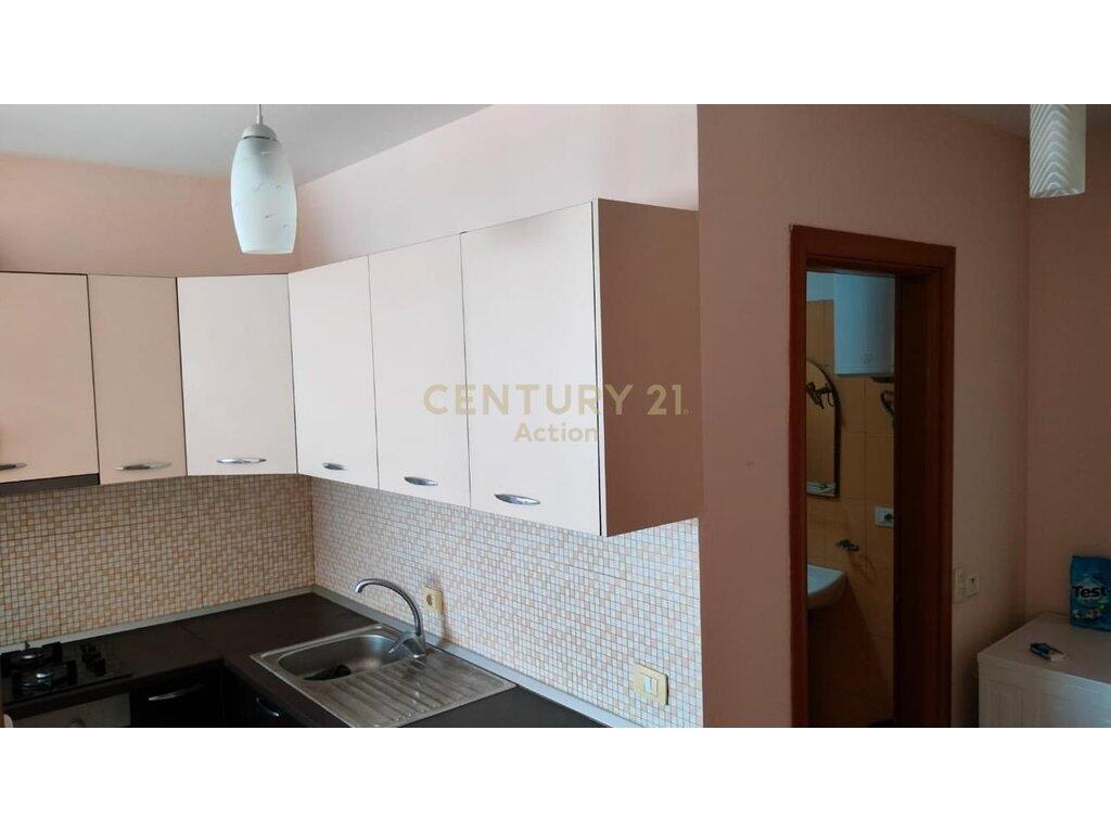 JAPIM ME QIRA APARTAMENT 2+1 NE ASTIR!