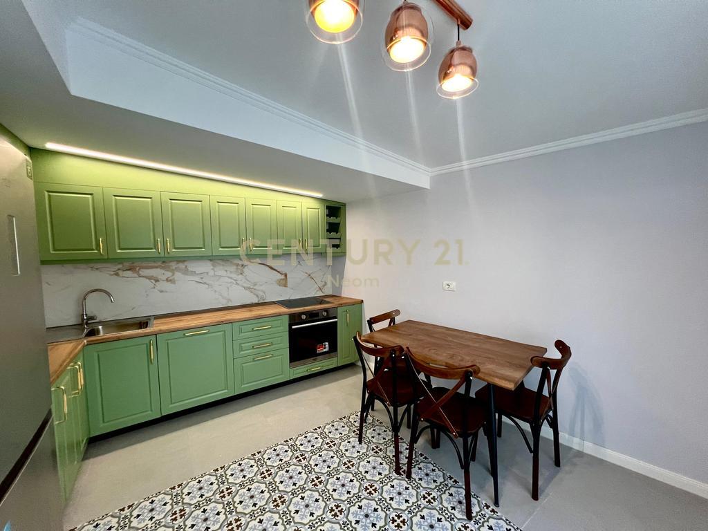 Rent, modern penthouse 2+1+2 in the Dry Lake area!