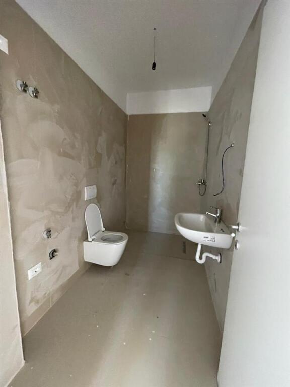APPARTAMENTO IN VENDITA A PREZZO OCCASIONE 2+1 AL NUOVO BOULEVARD DI TIRANA