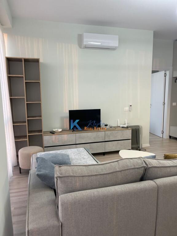 Apartment 1+1+Parking for rent near the Red School