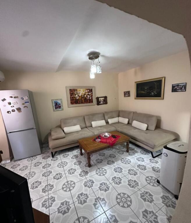 SHITET APARTAMENT 2+1- XHAMLLIK