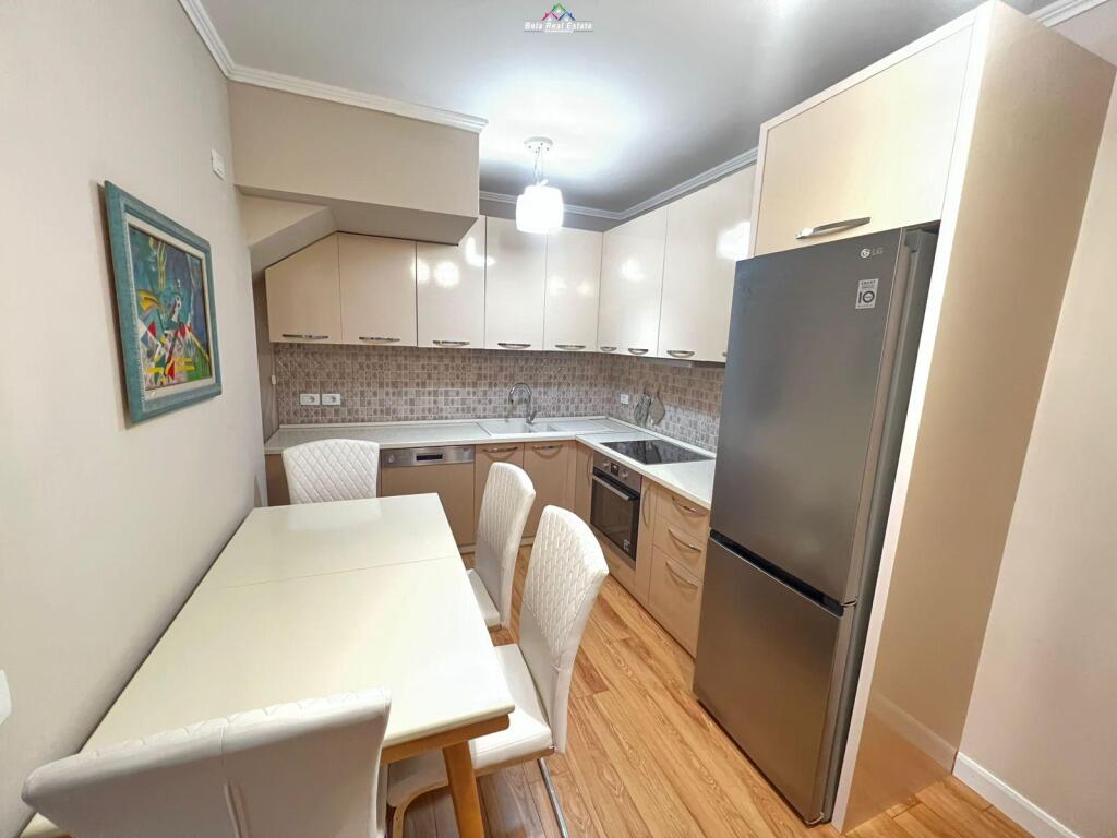 Apartament /Dublex Me Qera 2+1+2 Tek Kodra e Diellit 2 (ID B2201475) Tirane