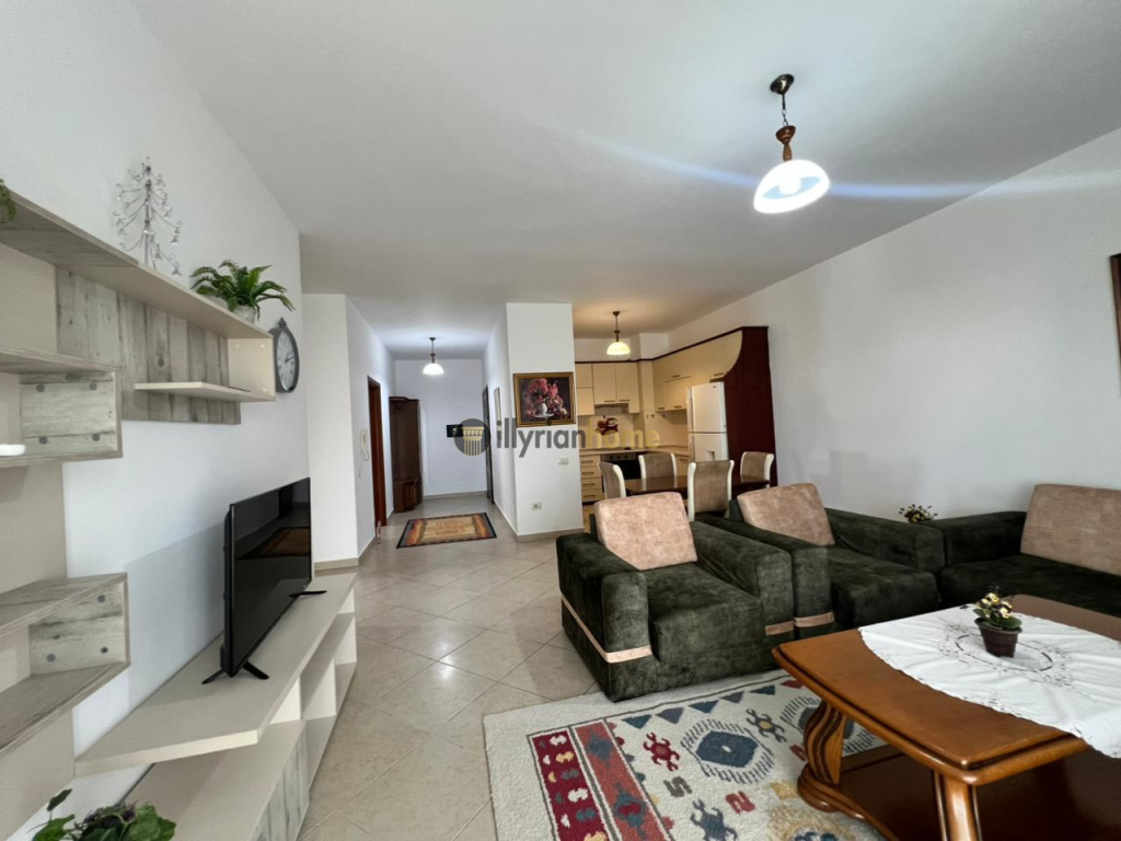Jepet me qira Apartament 2+1+Ballkon të madh ”Kopshti Zoologjik”, Tiranë.