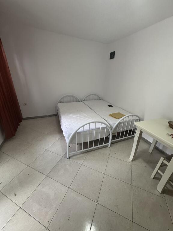 Studio apartment for rent on Durres Street