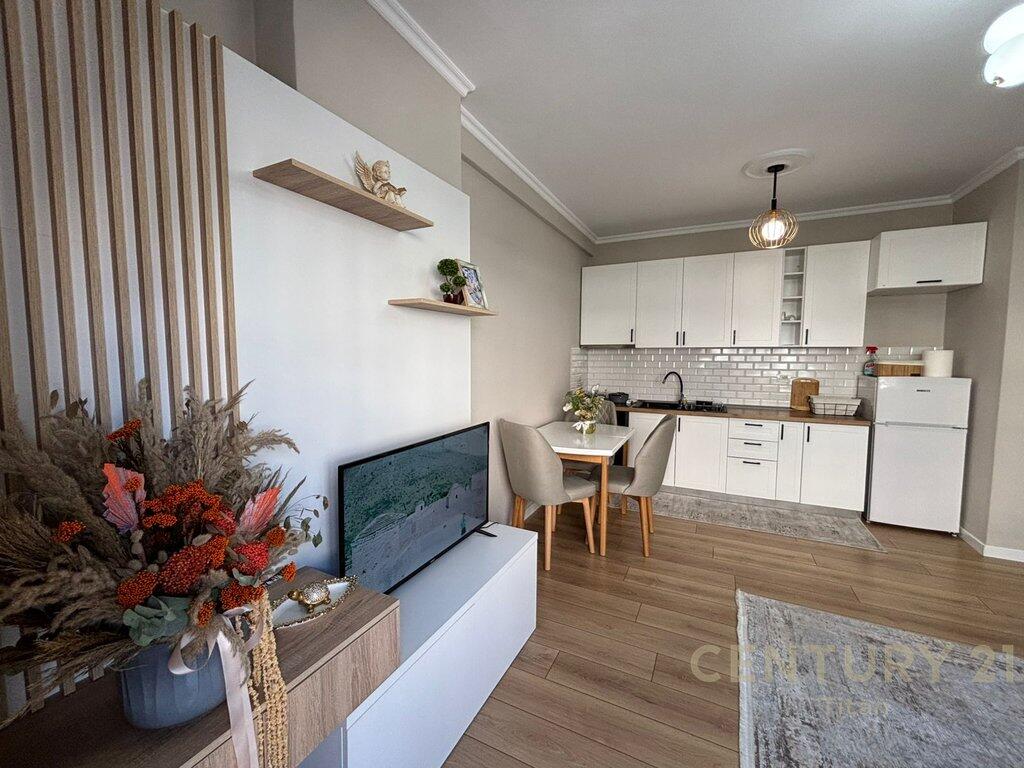 Apartment 1+1 for Rent or Airbnb opposite Villa L !! 450 € /Month