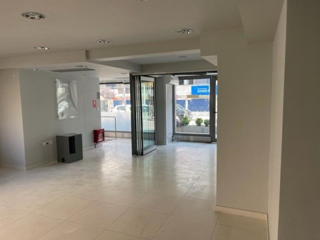 Dyqan Me Qera Tek 21 Dhjetori (ID BD21740) Tirane