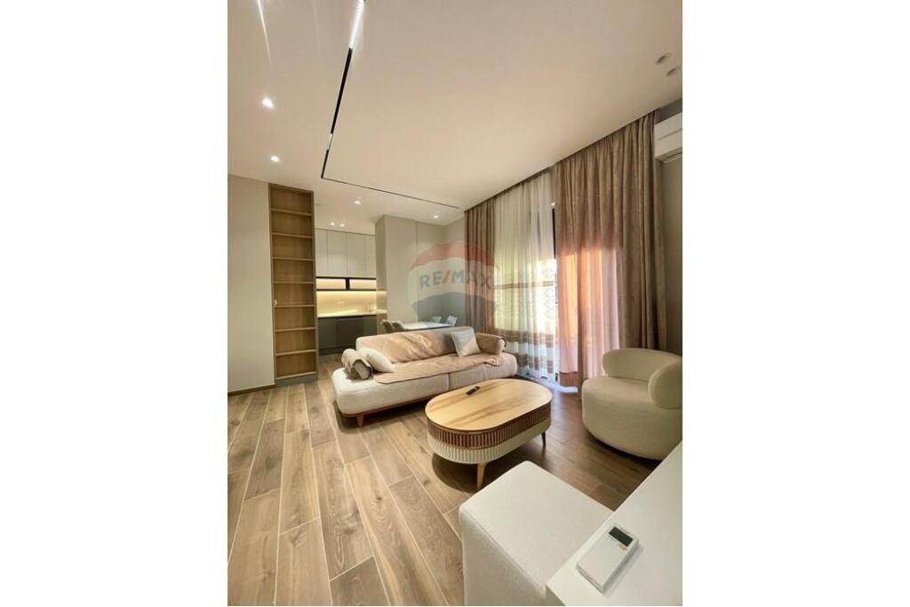 Super 2+1 apartment for rent at Delijorgji Complex