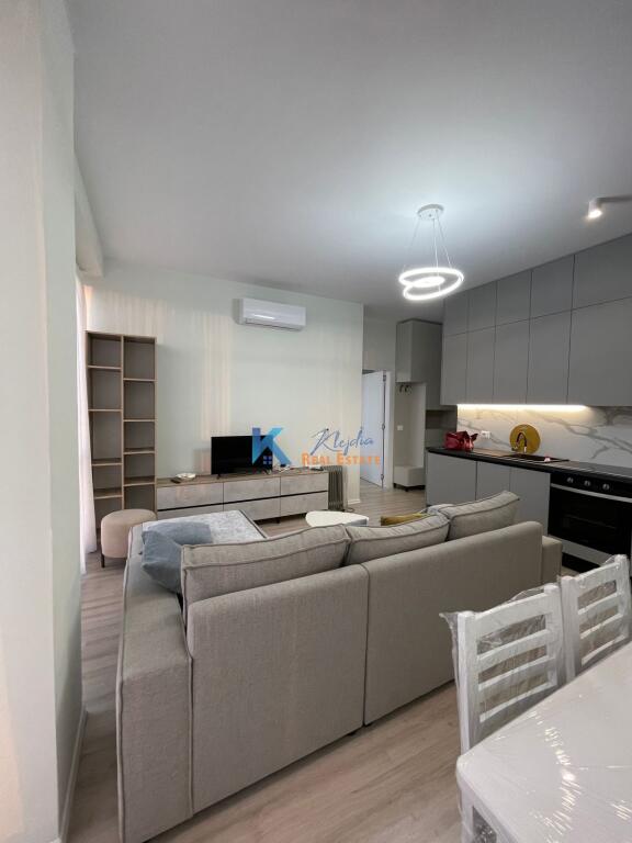 Apartment 1+1+Parking for rent near the Red School