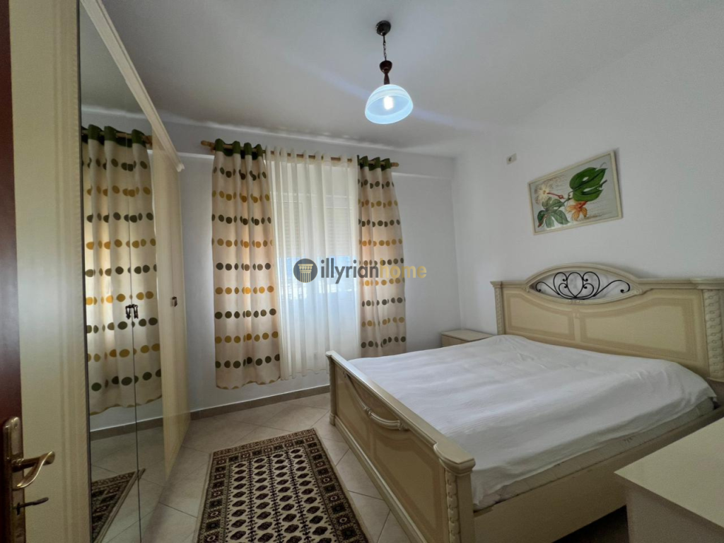 Jepet me qira Apartament 2+1+Ballkon të madh ”Kopshti Zoologjik”, Tiranë.