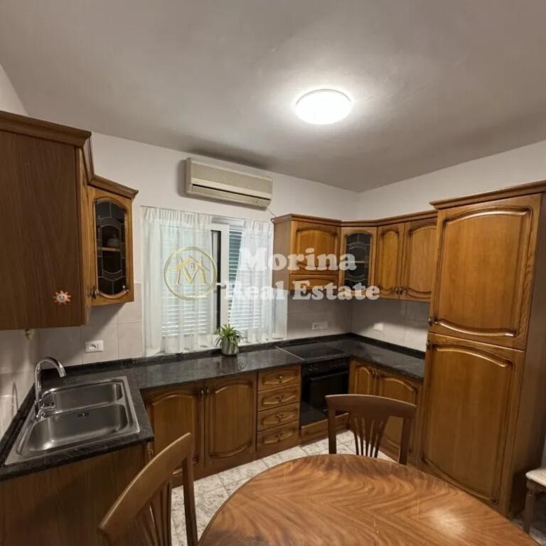 Affitto, Appartamento 2+1, Via Fortuzi, 700 euro/mese