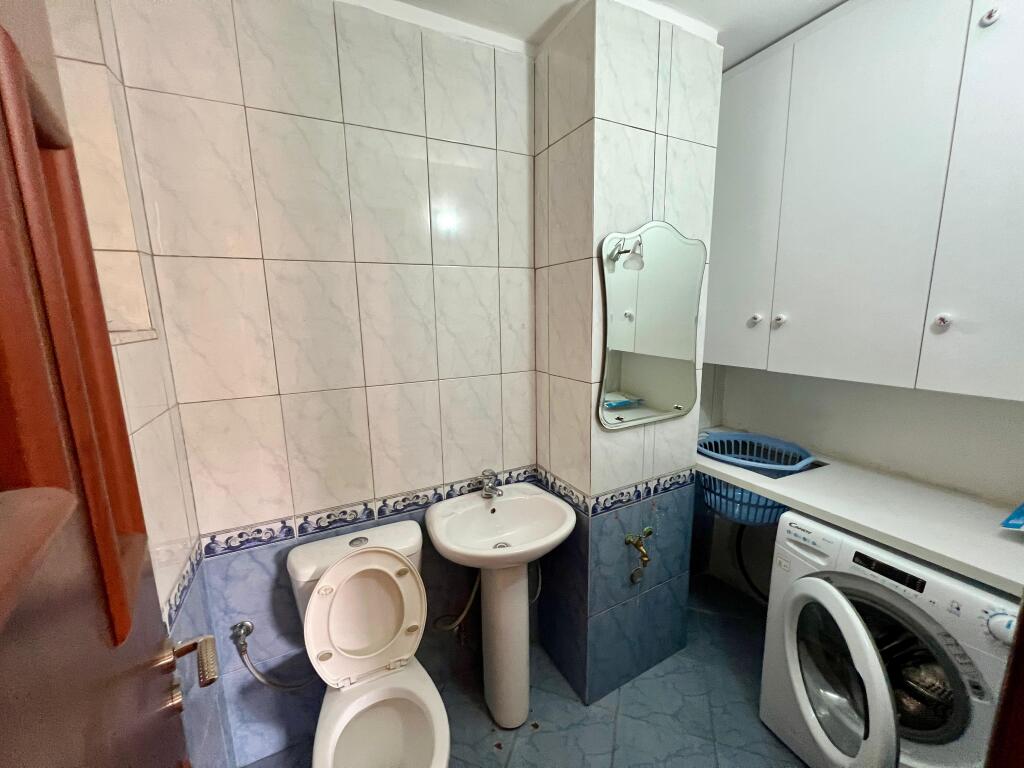 Appartamento 2+1+Parcheggio in affitto, vicino al complesso “Delijorgji”, Tirana