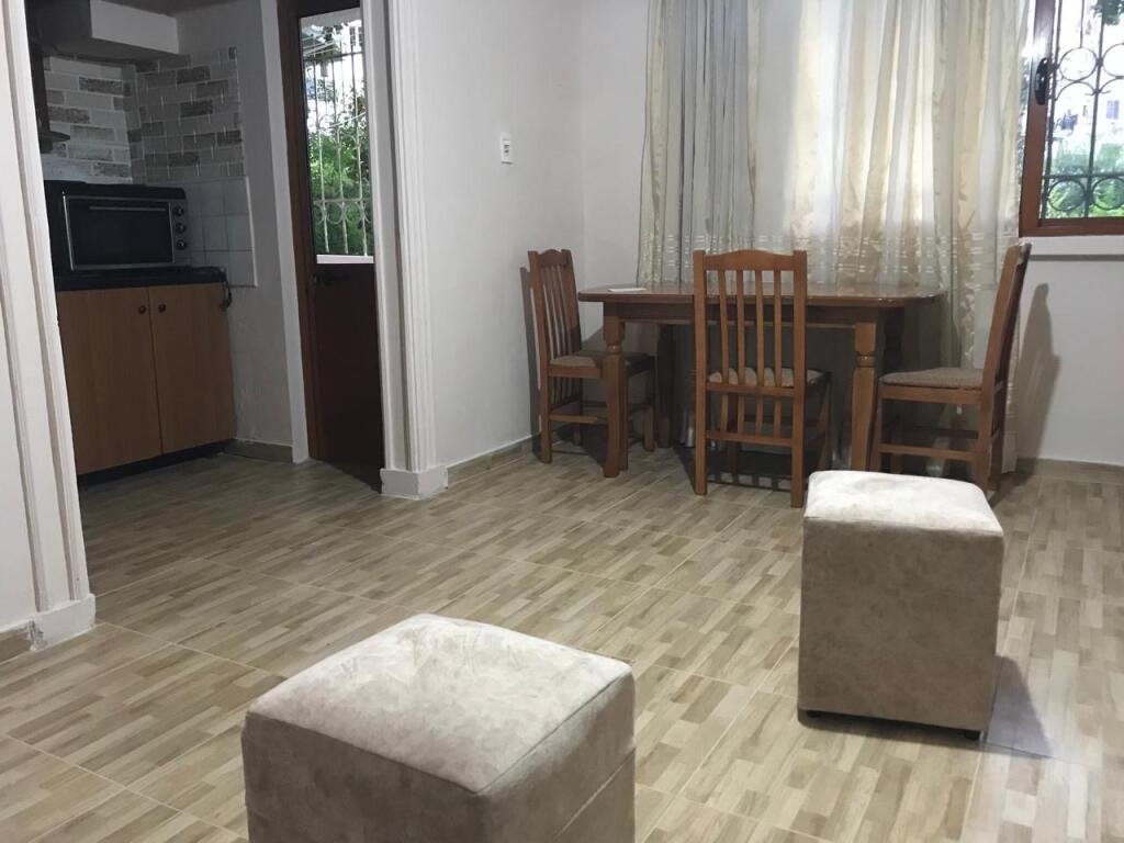 Affittasi appartamento 1+1 Stacioni i Fundit Tr E Re 500 mila lek