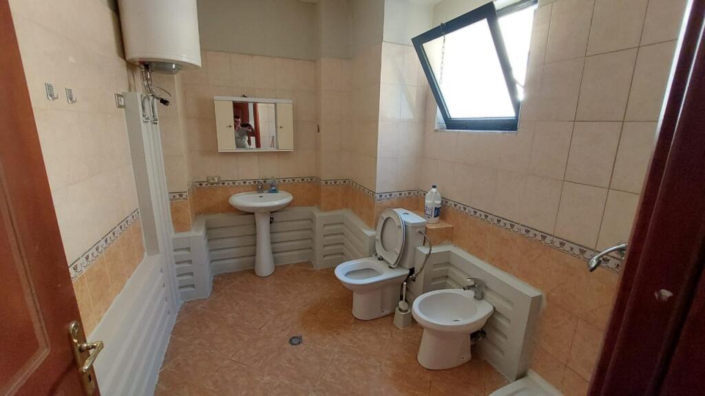 2+1 apartment for rent Fresk Rr.Thesarit