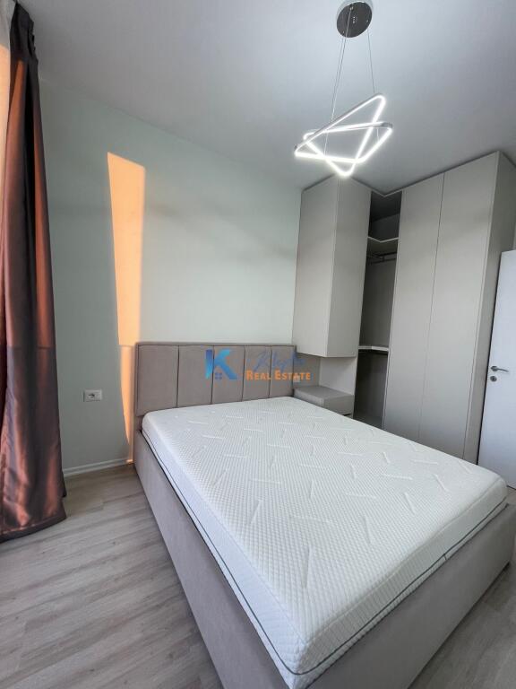 Apartment 1+1+Parking for rent near the Red School