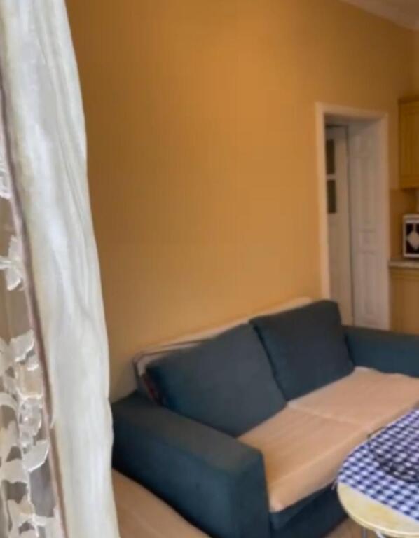 Qera ,Hyrje private  1+1, Amerikan II , 280 Euro/Muaj
