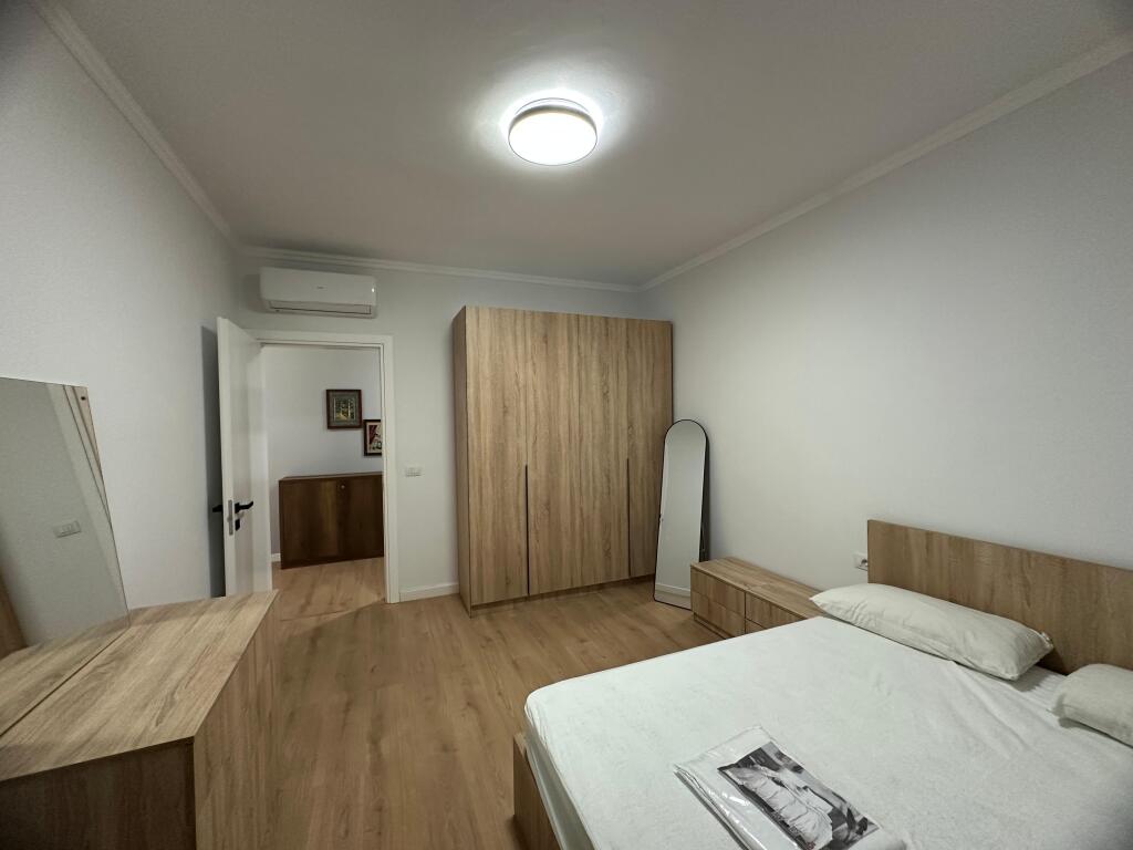 *Appartamento - In Affitto - Via Durrës*