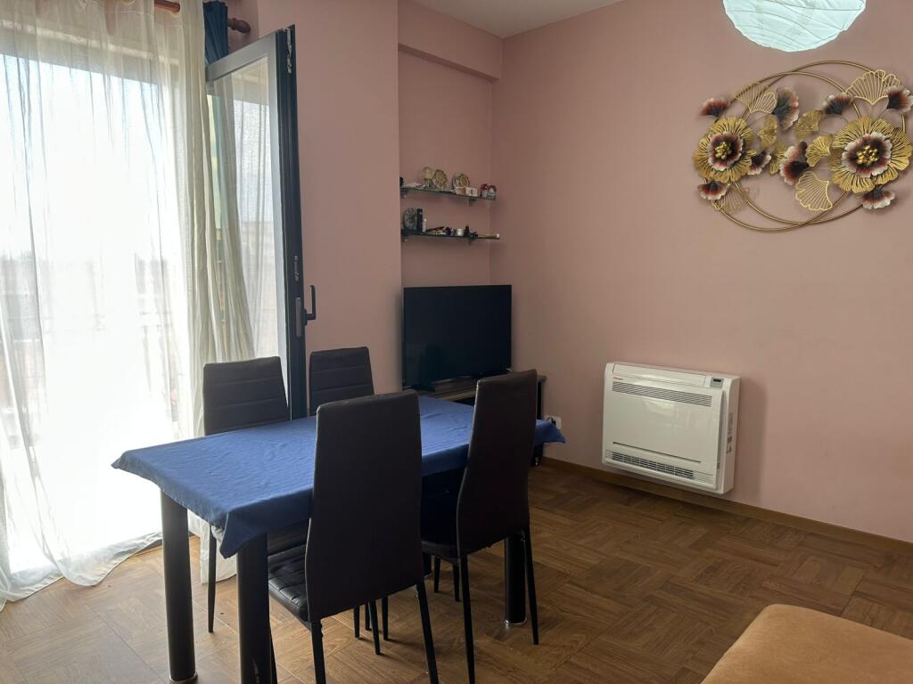 AFFITTASI APPARTAMENTO 1+1 VICINO AL CENTRO