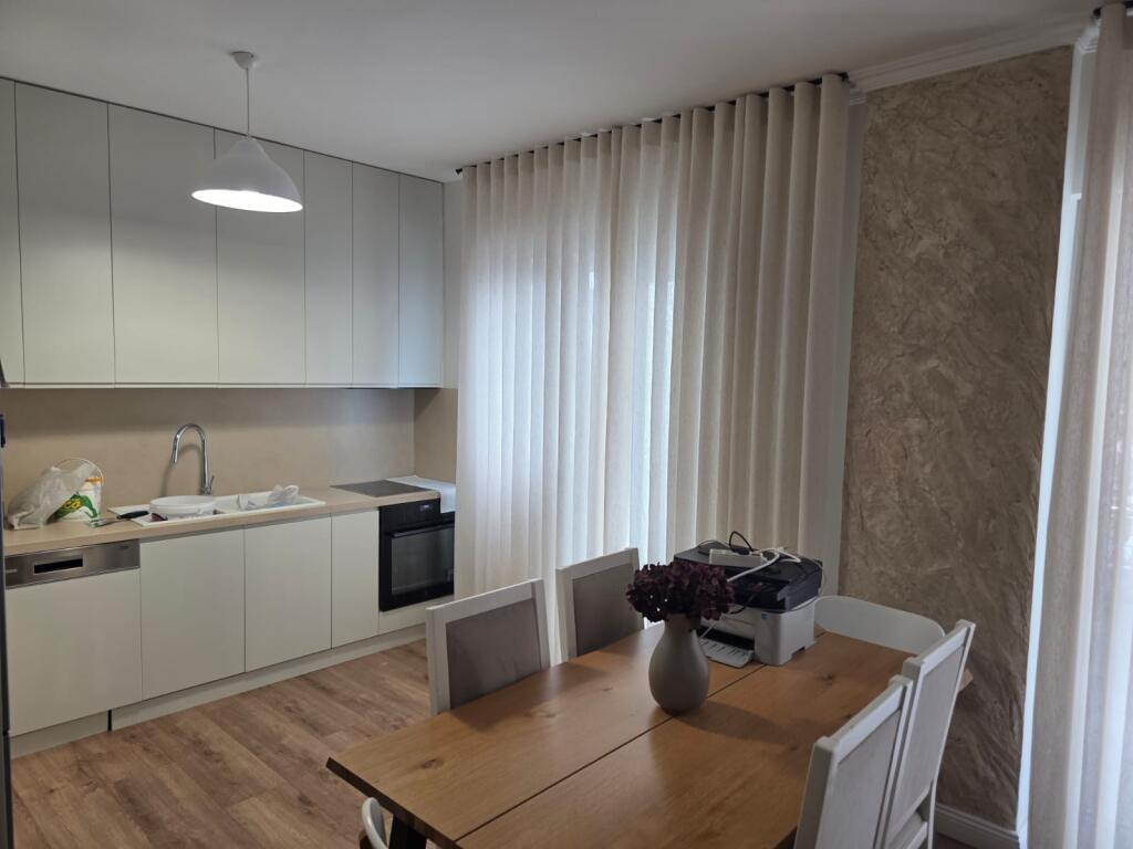 APARTMENT 2+1 + PARKING FOR RENT IN KODRA E DIELLIT