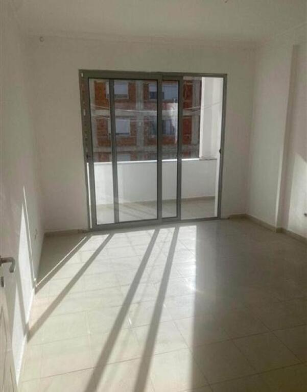 VENDESI APPARTAMENTO 2+1 YZBERISHT 85.000 EURO