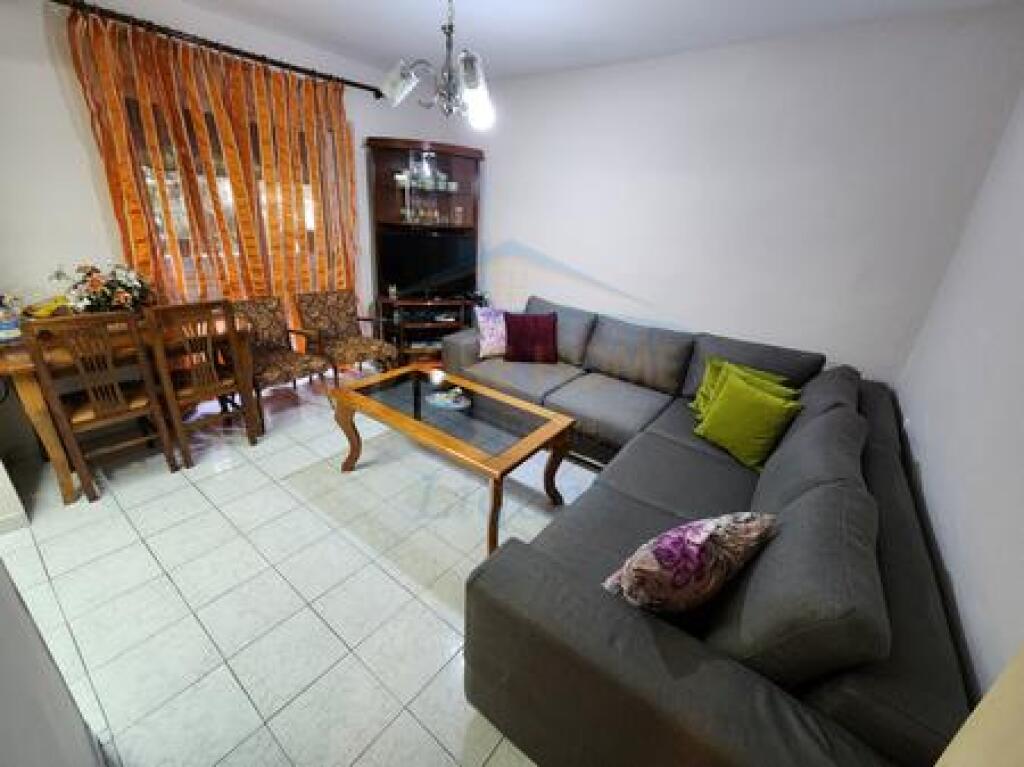 Shitet, Apartament 3+1, Shkolla Baletit, Tiranë
