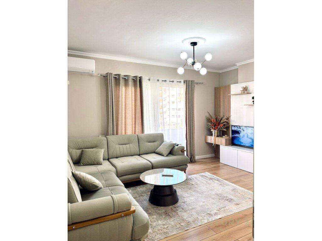 Apartment 1+1 for Rent or Airbnb opposite Villa L !! 450 € /Month