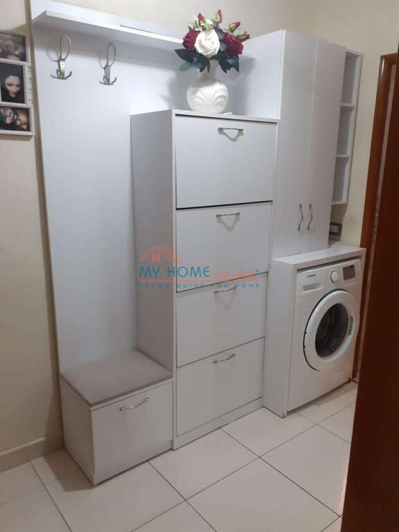 Apartament 1+1 me qera tek Klan Tv ne Tirane