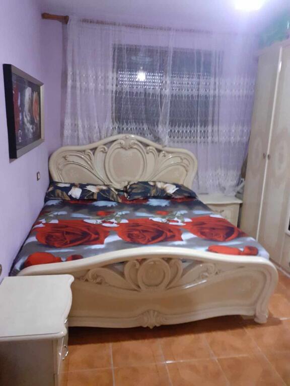 🏠 Apartment 1+1 for rent in Porcelan 📍 Near the "Gjon Buzuku" school