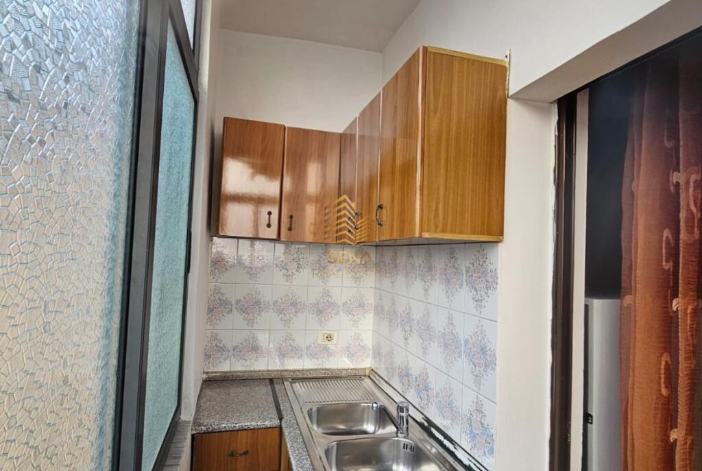 Rent, Apartment 1+1, Xhamllik, 350 Euro/Month
