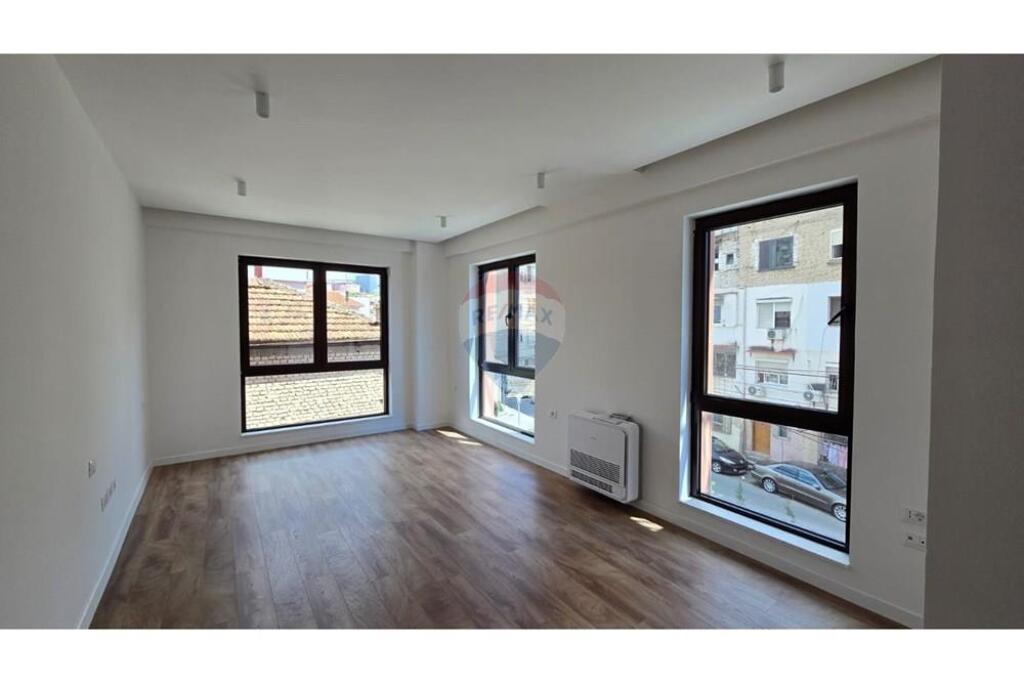 Office for Rent at Myslym Shyri!