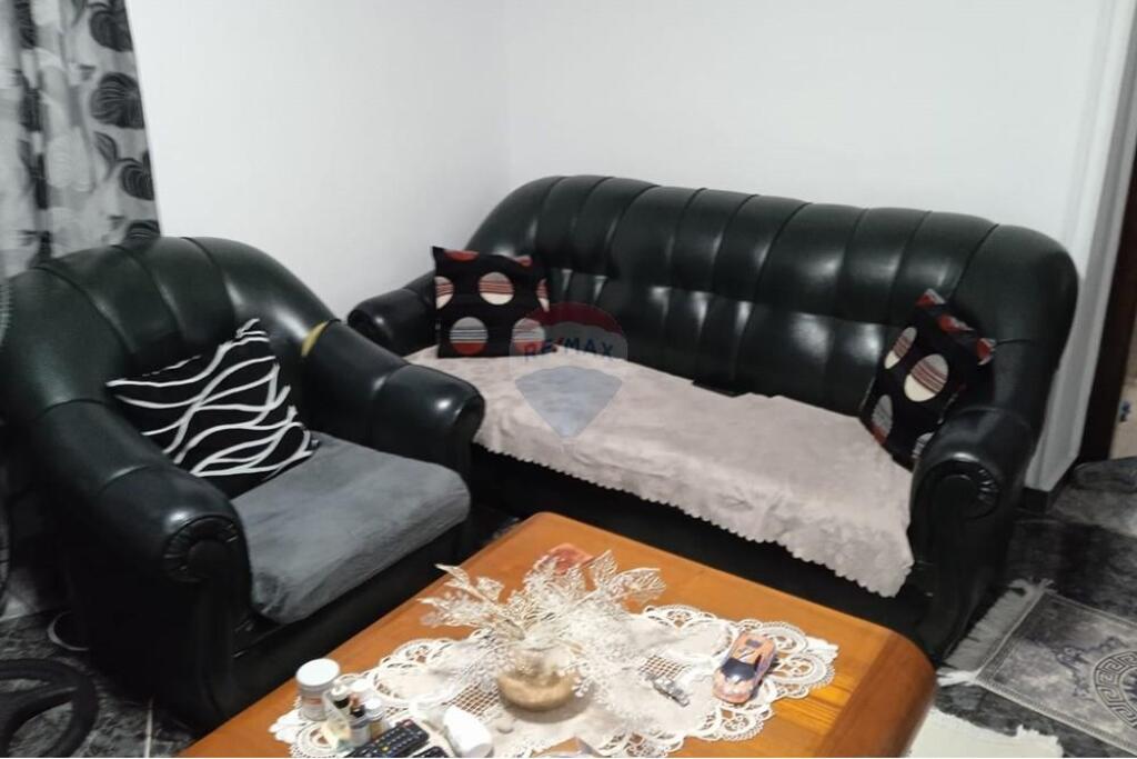 Apartament 1+1 per qira Shkolla e Baletit !