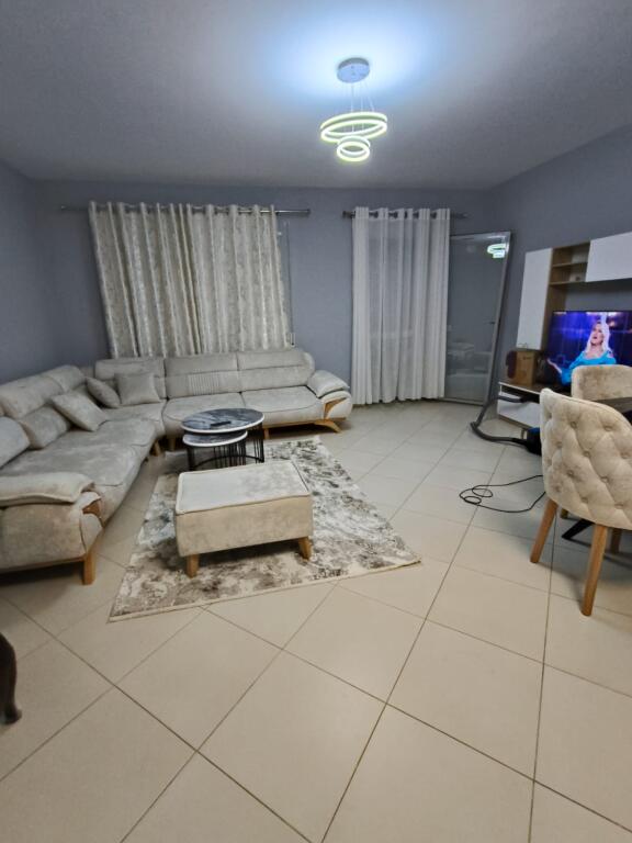 Super Apartament luksoz ne shitje ne Fresk (110,000 Euro)