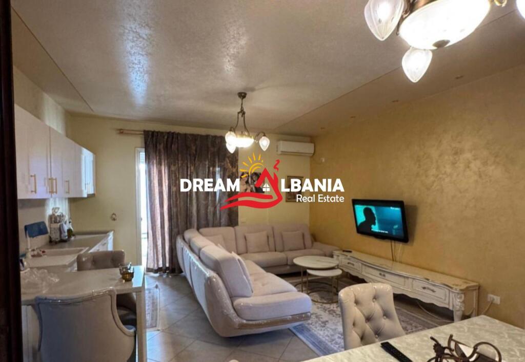 Appartamento 2+1+2 in vendita a Vlore via Cipajve (ID 41212053)