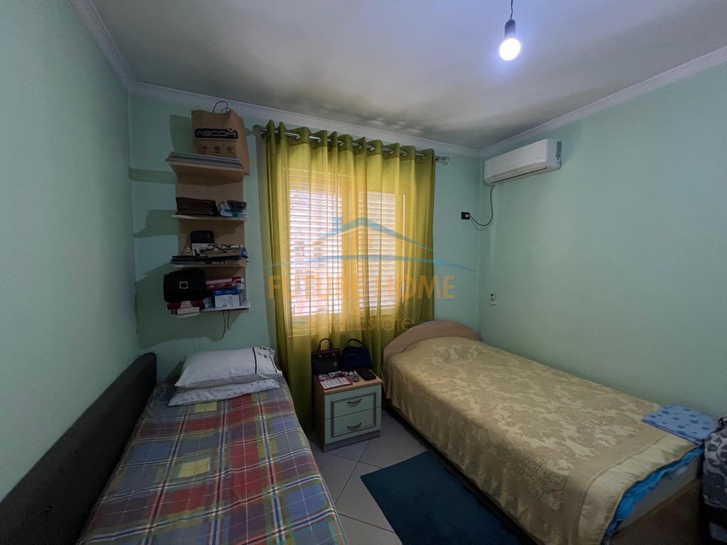 Apartment 2+1 for Sale, Unaza e Re