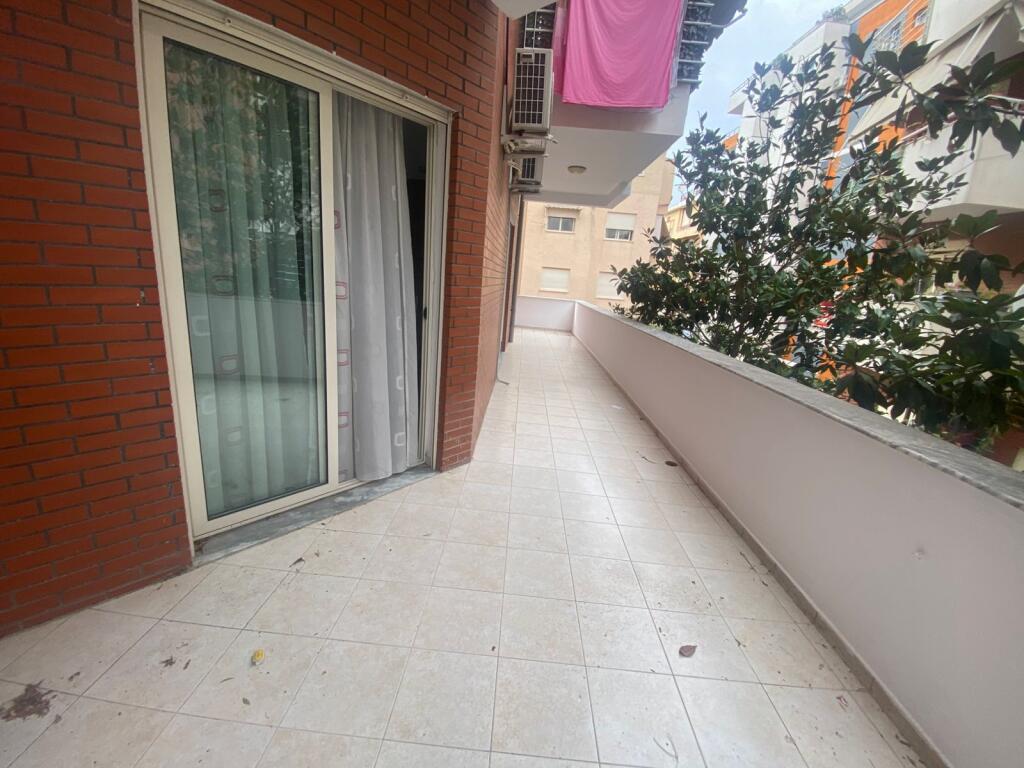 For rent 2+1 furnished dry lake 650 eu