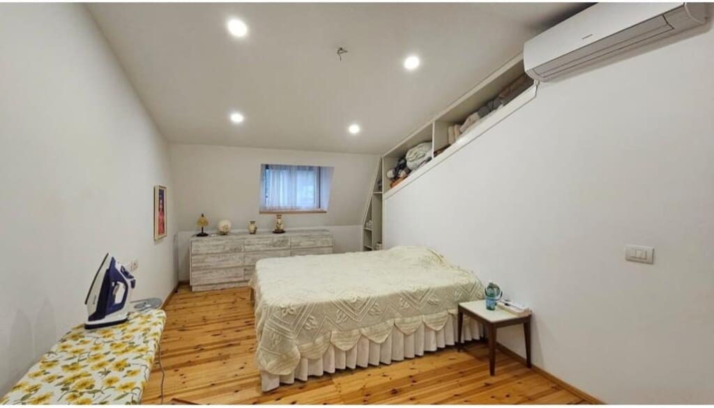 Duplex per qera 2+1+2 / 900 Euro !!!!
