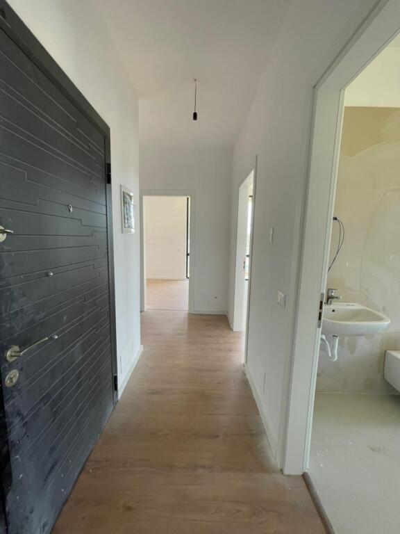 📌 Occasione | Appartamento 2+1 – Nuovo Boulevard, Tirana 🏙️