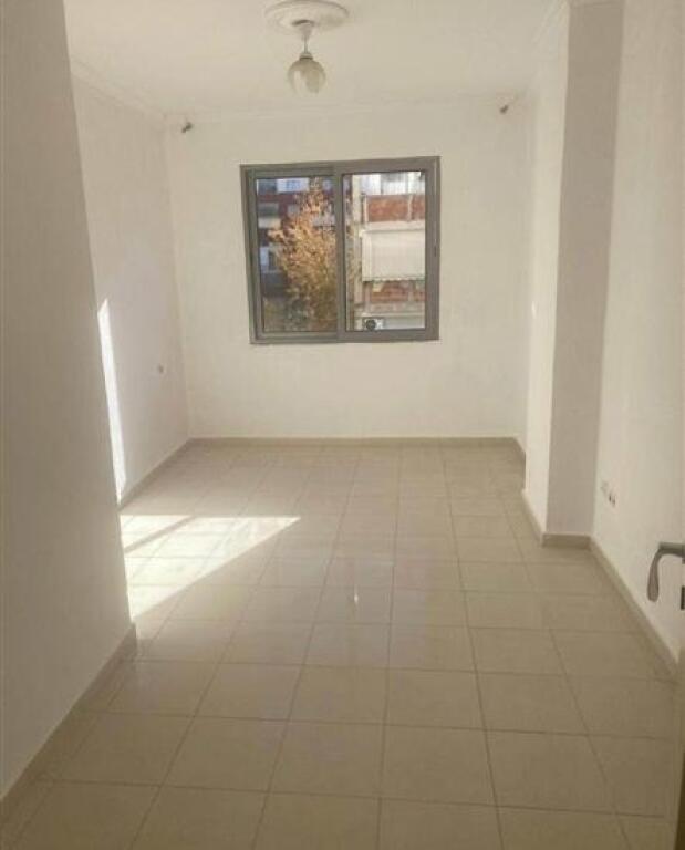 VENDESI APPARTAMENTO 2+1 YZBERISHT 85.000 EURO
