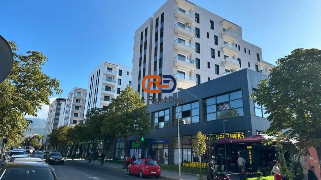 Alla Residenza Erli, Appartamento 1+1 In Vendita Con Veranda E Arredato!!