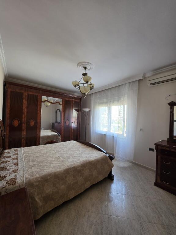 APARTAMENT ME QERA 2+1 RRUGA E ELBASANIT 600 EURO
