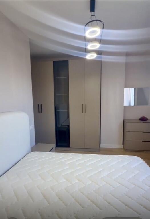 Jepet me QIRA apartament 1+1 tek Hotel "Diplomat", Zona "Vasil Shanto"