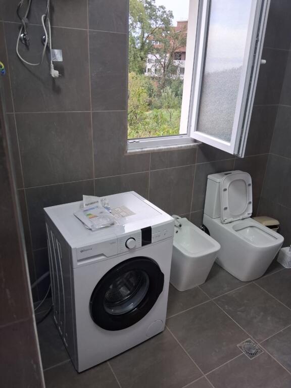 APPARTAMENTO IN AFFITTO 3+1 VIA ELBASANI 50.000 LEKE