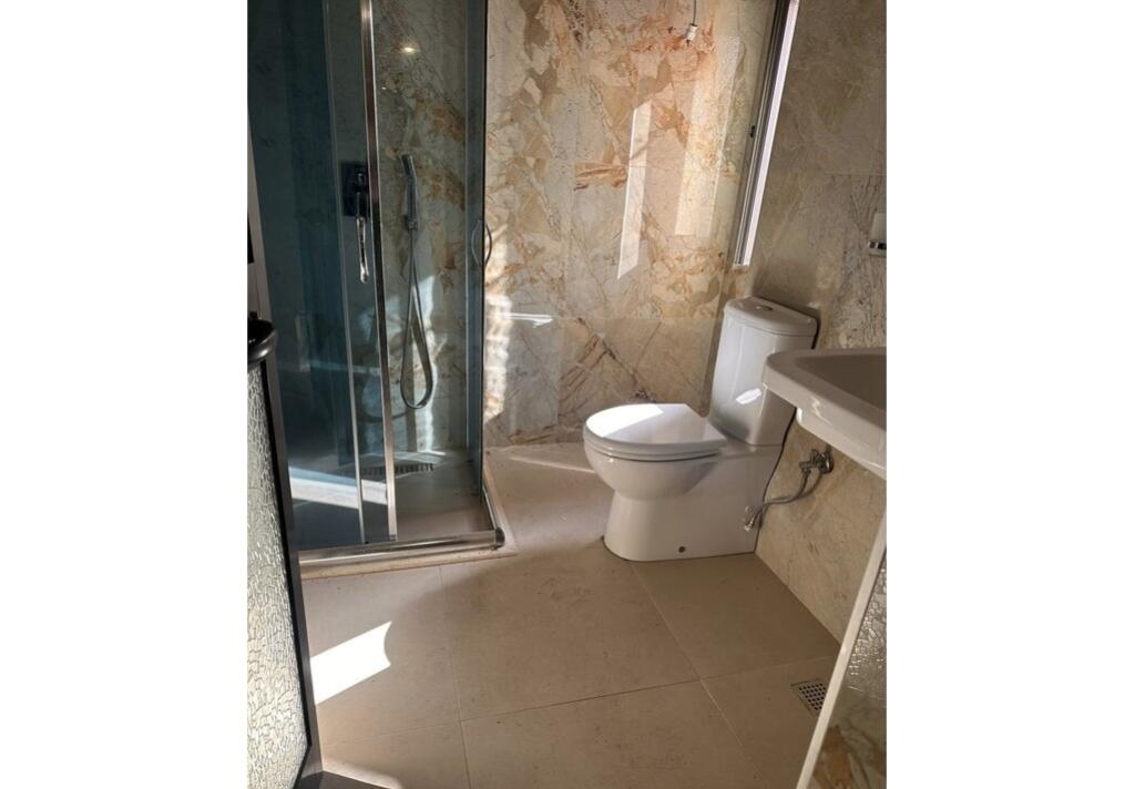 APARTAMENT 1+1 ME QIRA TEK MEDRESEJA