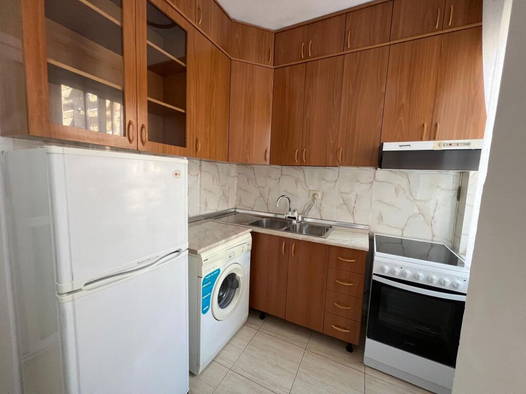 APARTAMENT ME QERA 1+1 KOMUNA E PARISIT 650 EURO