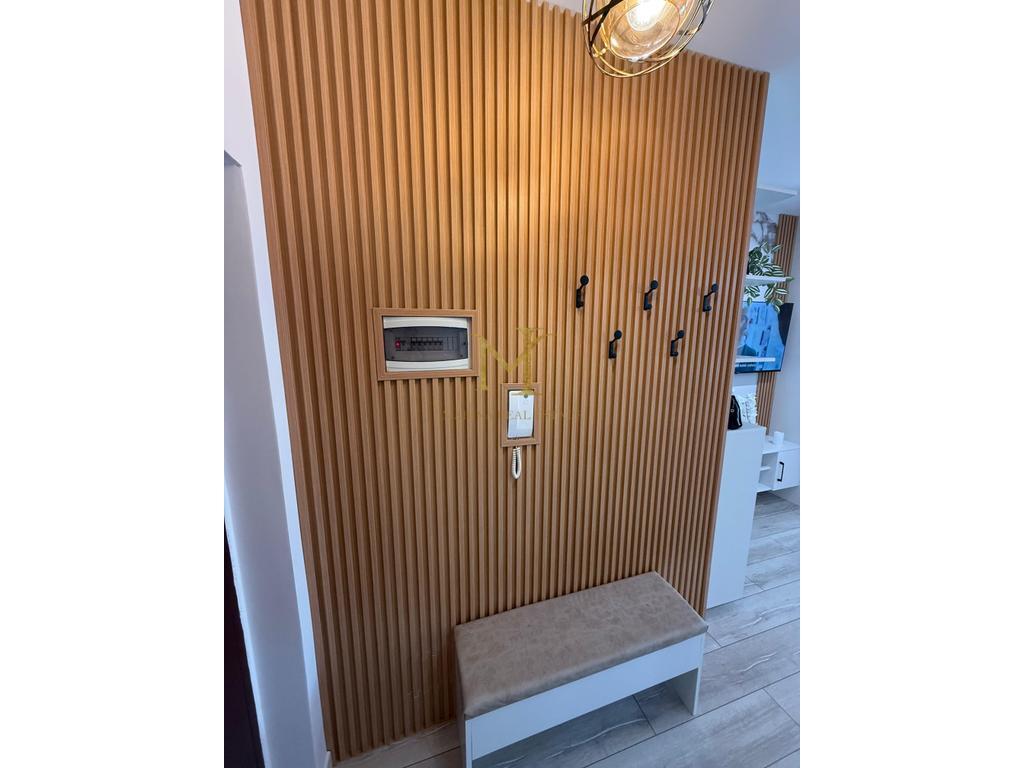 Shitet Super Apartament 1+1 i investuar, plazh Rrota Kuqe !
