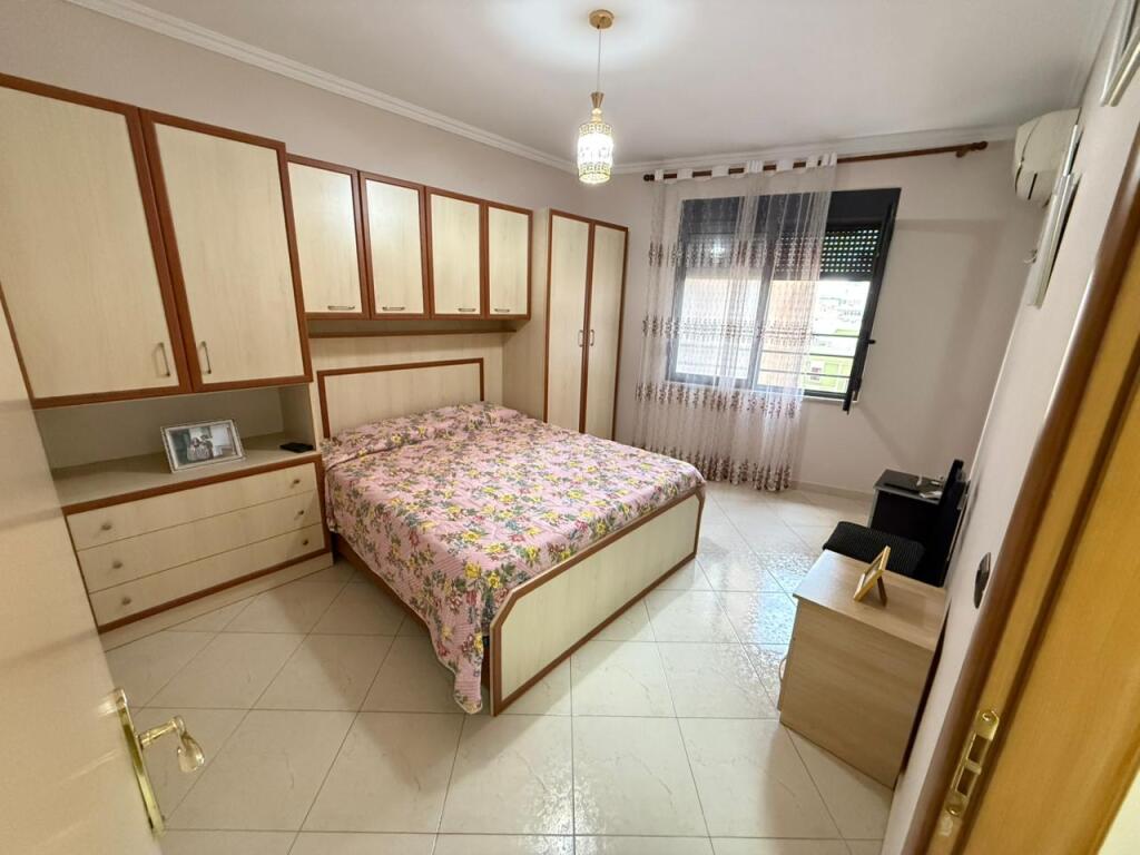 🚪Affitto 1+1 📍 Al 9 Piani Centro Alla Policlinica Centrale💶 Prezzo:600€ al mese