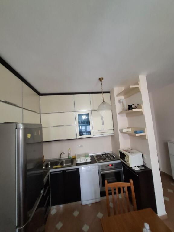 Appartamento 2+1 Zogu i Zi in affitto